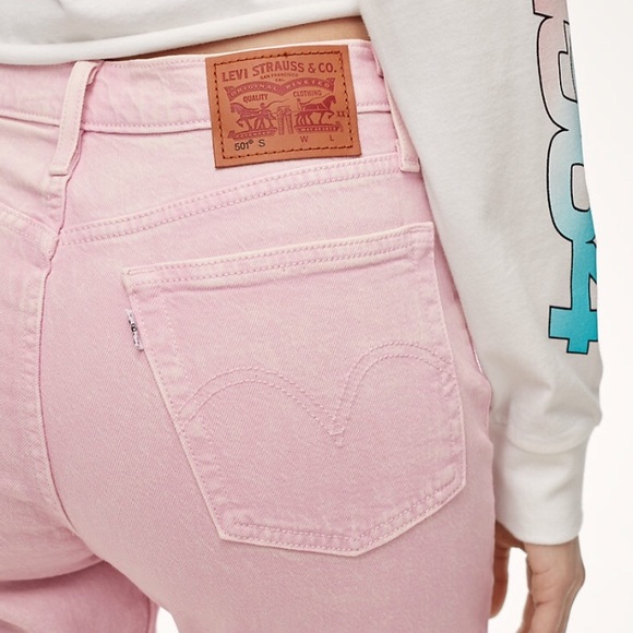 pink levis